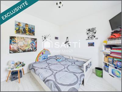 Maison - 94 m² - 4 pièces