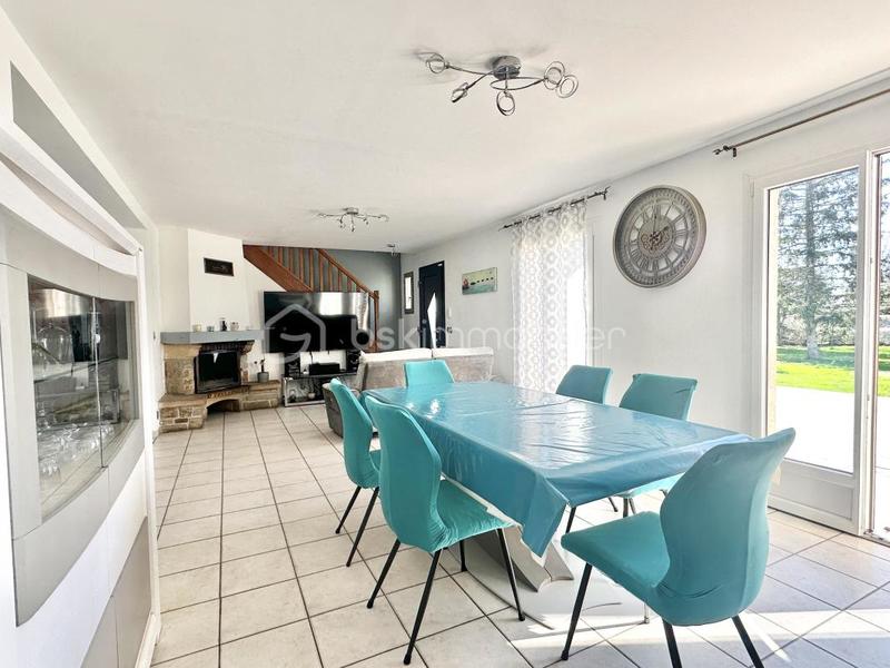 Pavillon - 130 m² - 7 pièces