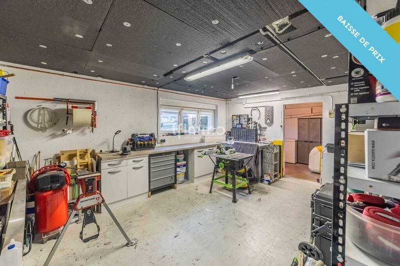 Maison - 99 m² - 5 pièces