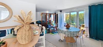 Appartement - 80 m² - 3 pièces