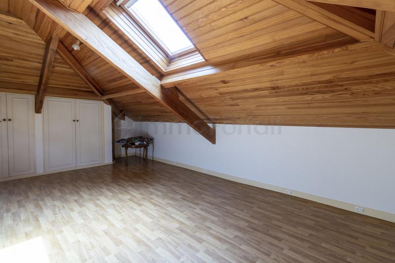 Duplex - 75 m² - 4 pièces