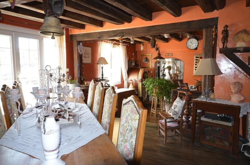 Maison - 226 m² - 7 pièces