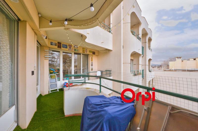 Appartement - 74 m² - 3 pièces