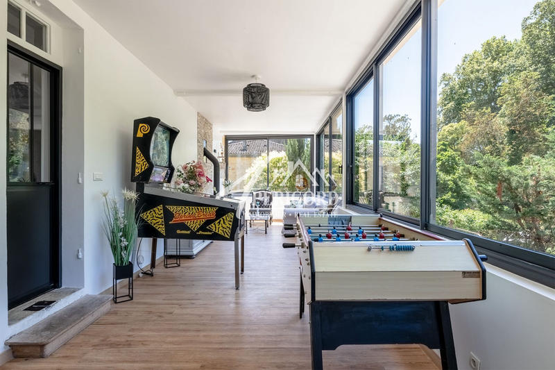 Maison ancienne - 217 m² - 8 pièces