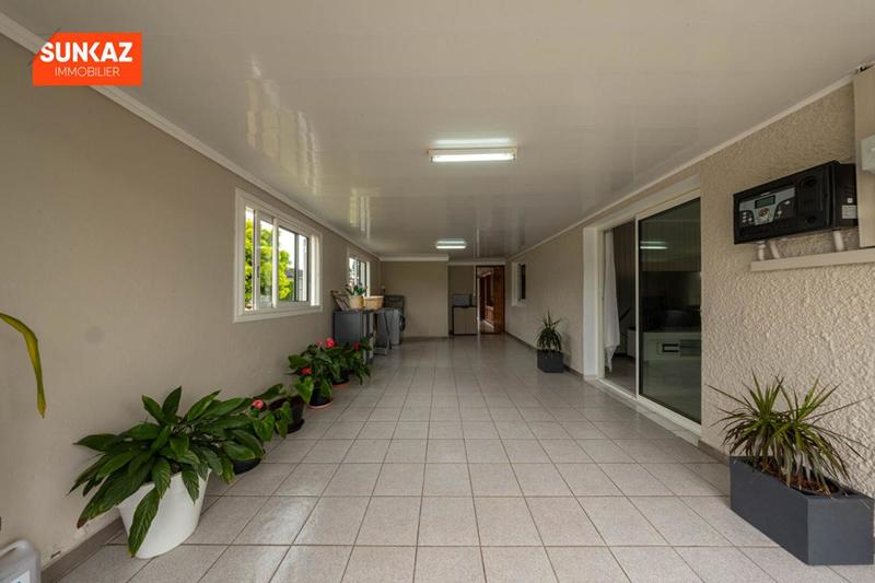 Maison - 141 m² - 6 pièces