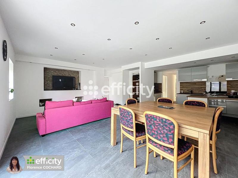 Appartement - 100 m² - 4 pièces