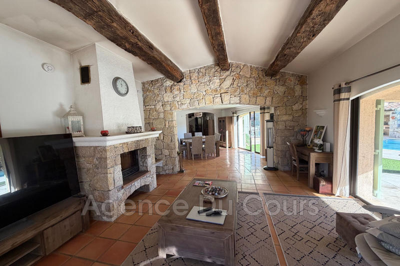 Maison - 150 m² - 1 pièce