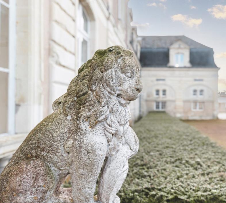 Manoir - 1 900 m² - 30 pièces