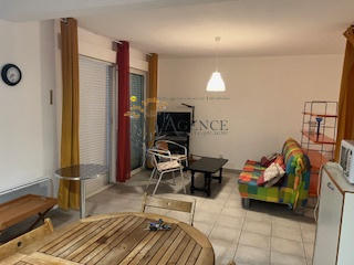 Appartement - 64 m² - 1 pièce