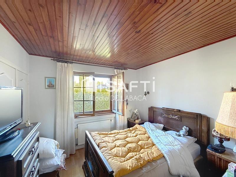 Maison - 104 m² - 4 pièces