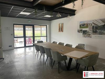 Local d'activité / Entrepôt - 565 m²