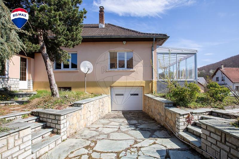 Maison - 162 m² - 6 pièces