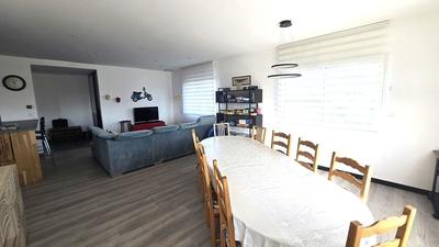 Maison - 246 m² - 7 pièces