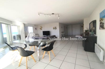 Appartement - 125 m² - 5 pièces