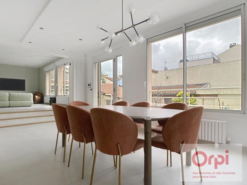 Maison - 187 m² - 7 pièces