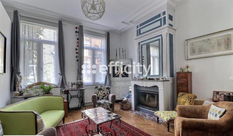 Maison - 175 m² - 6 pièces