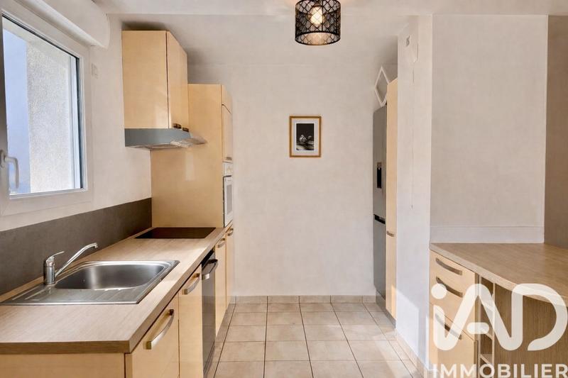 Appartement - 82 m² - 4 pièces