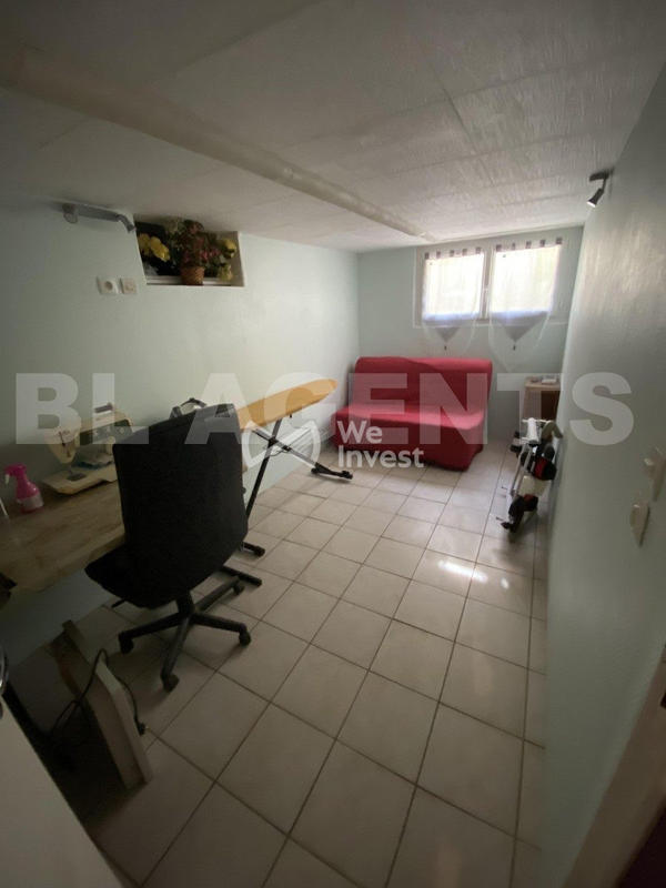 Maison - 203 m² - 7 pièces