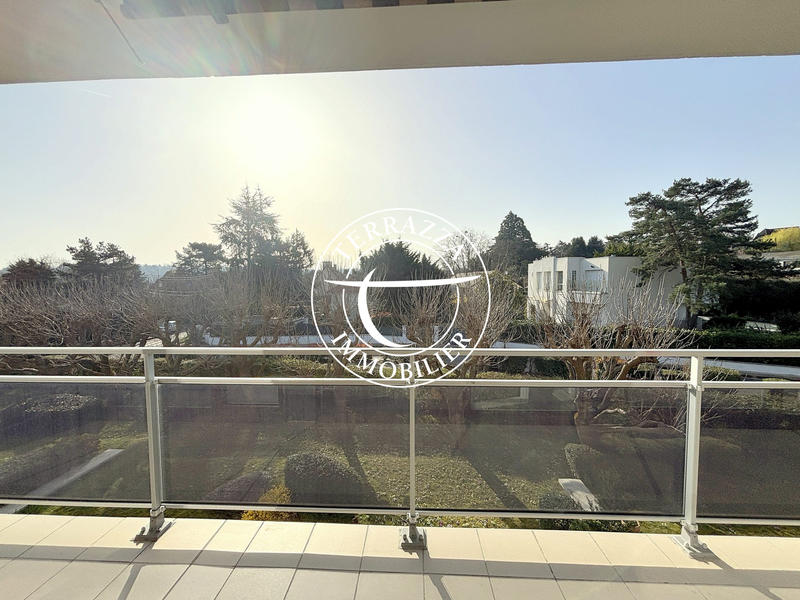 Appartement - 97 m² - 5 pièces