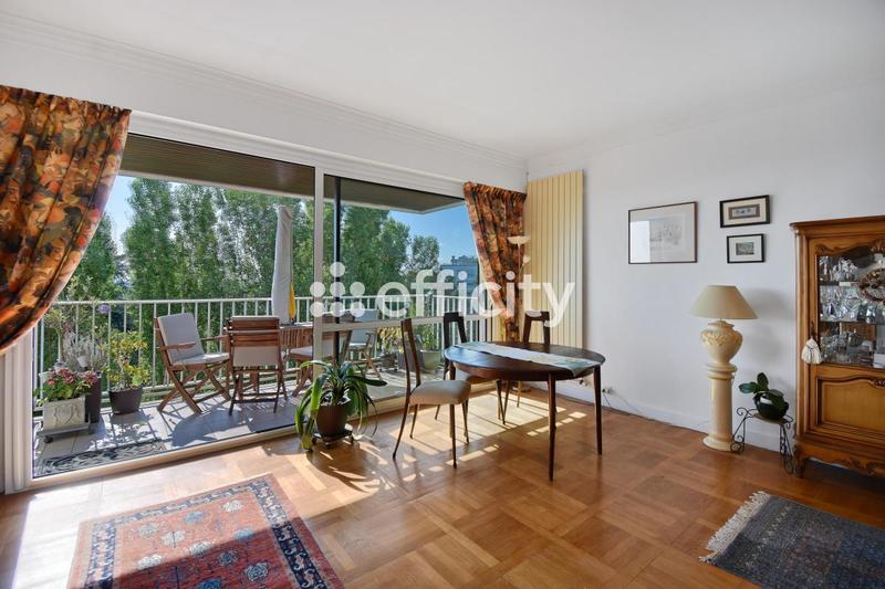 Appartement - 77 m² - 3 pièces