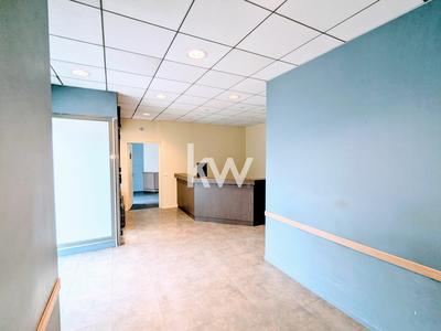 Local commercial - 106 m² - 5 pièces