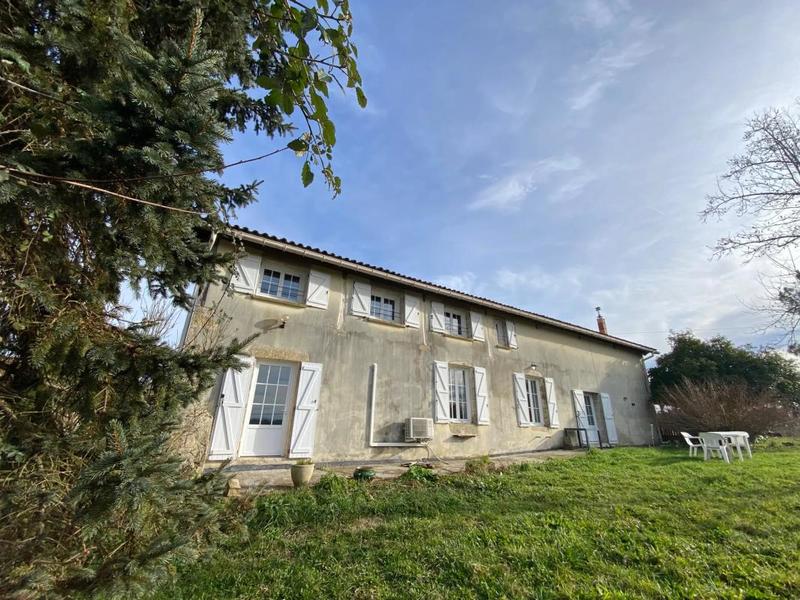 Maison - 170 m² - 6 pièces