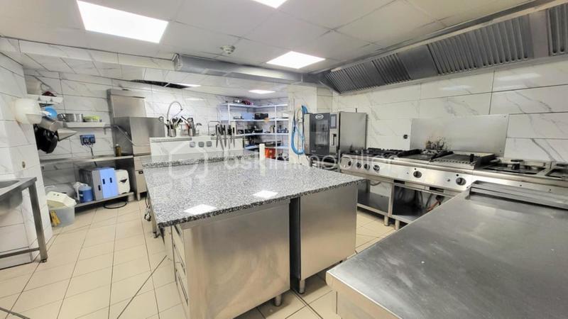 Immeuble - 981 m² - 20 pièces