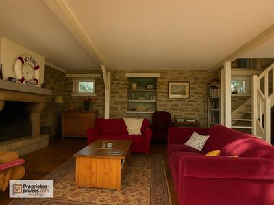 Maison - 142 m² - 6 pièces