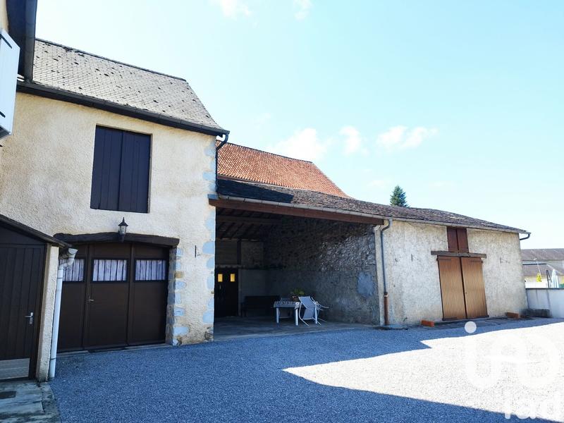 Maison de village - 140 m² - 6 pièces