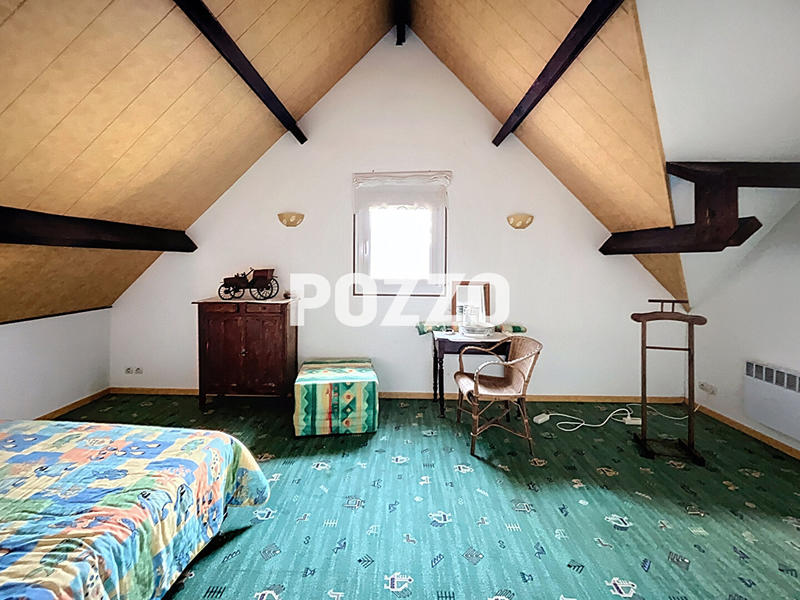 Maison - 244 m² - 7 pièces