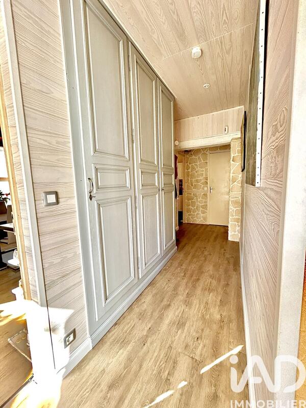 Maison - 199 m² - 7 pièces