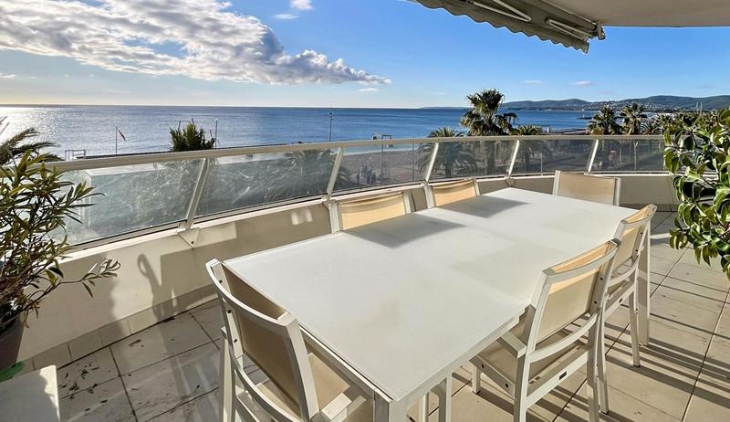 Appartement - 93 m² - 3 pièces