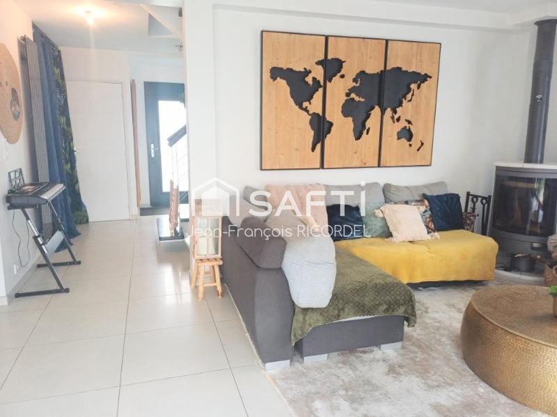 Maison - 122 m² - 5 pièces