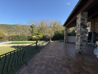 Maison - 210 m² - 4 pièces