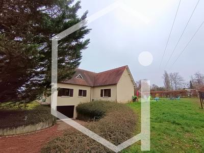 Maison - 155 m² - 9 pièces