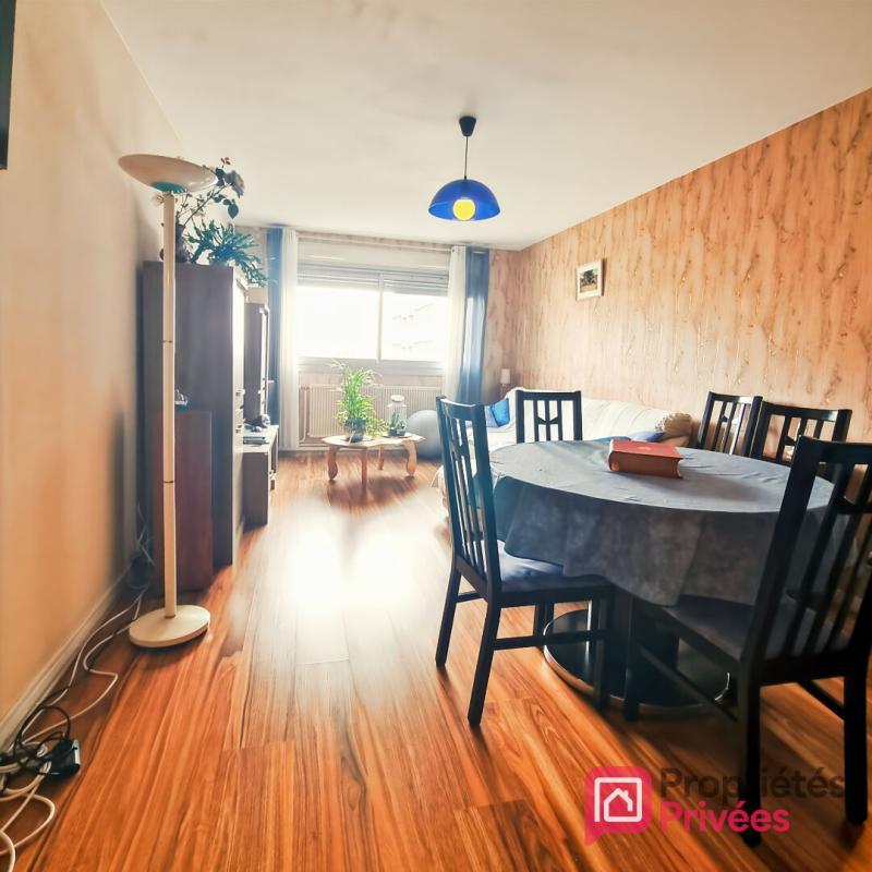 Appartement - 102 m² - 5 pièces