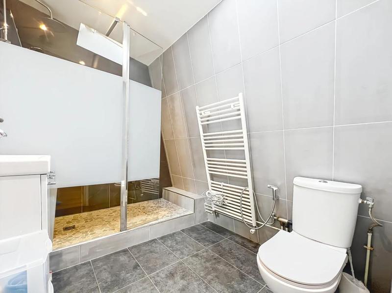 Maison - 143 m² - 6 pièces