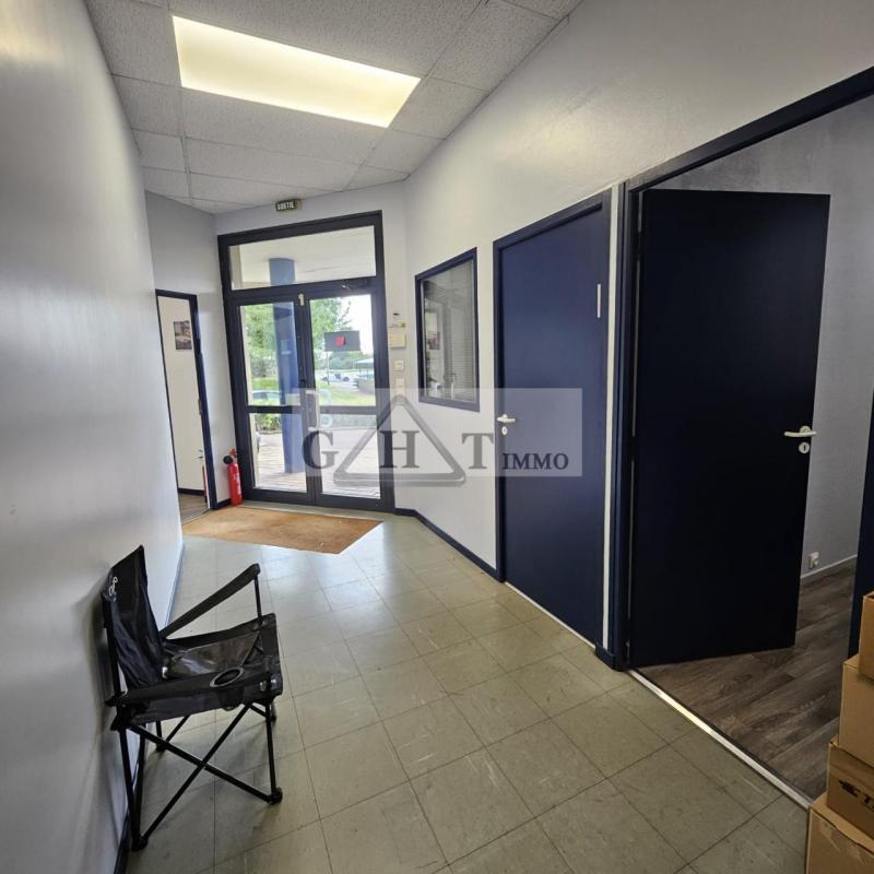 Bureau - 290 m²
