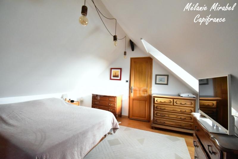 Maison - 98 m² - 5 pièces