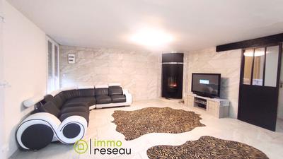 Maison - 136 m² - 6 pièces