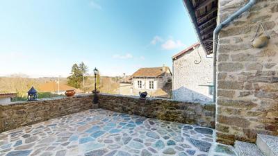 Corps de ferme - 160 m² - 6 pièces