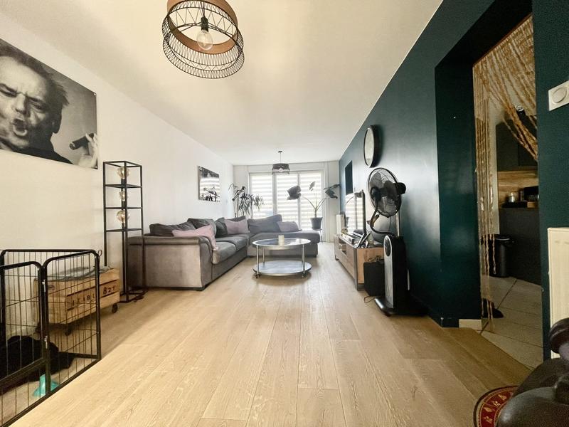 Maison - 101 m² - 4 pièces