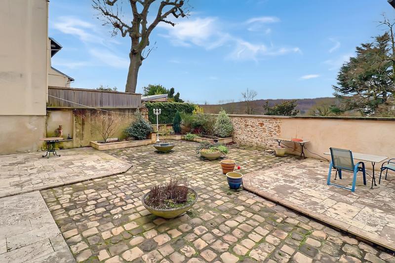 Maison ancienne - 208 m² - 11 pièces