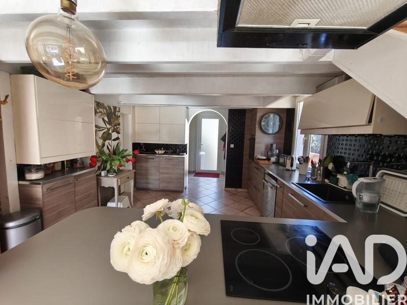 Maison - 121 m² - 5 pièces