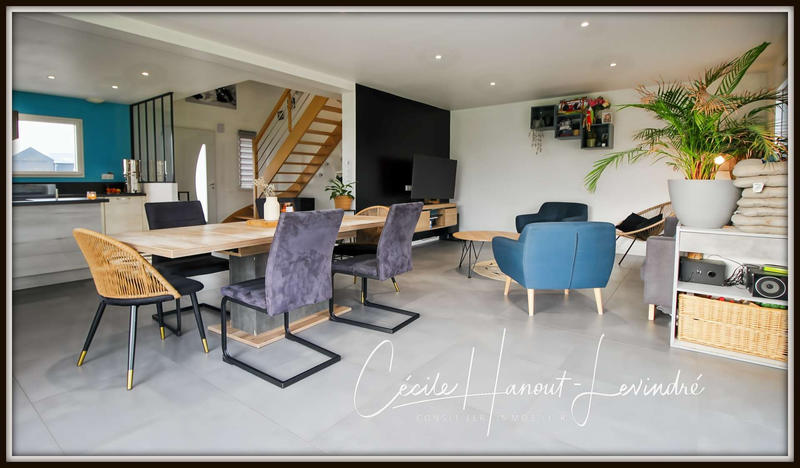 Maison - 130 m² - 6 pièces