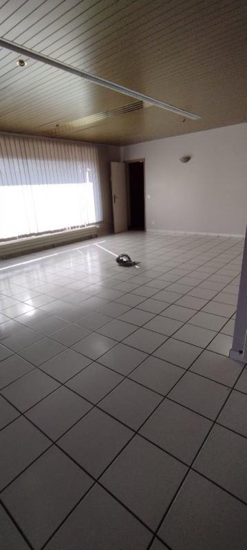 Local commercial - 5 pièces