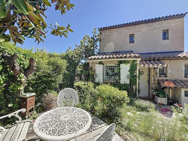 Maison - 100 m² - 4 pièces