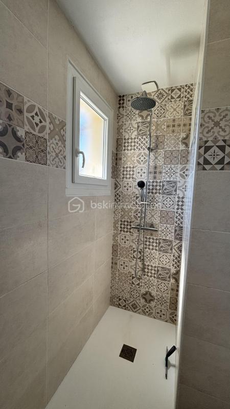 Propriété - 151 m² - 7 pièces