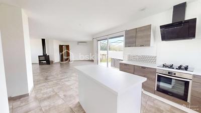 Maison - 123 m² - 5 pièces