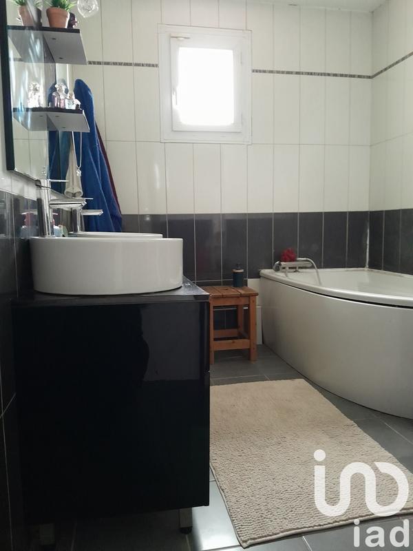 Maison - 140 m² - 8 pièces